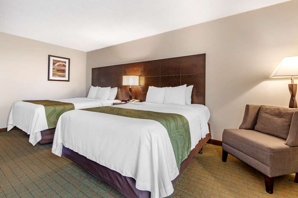 quality inn and suites escanaba north