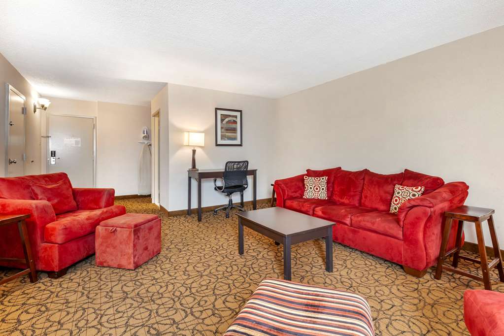 quality inn and suites escanaba north