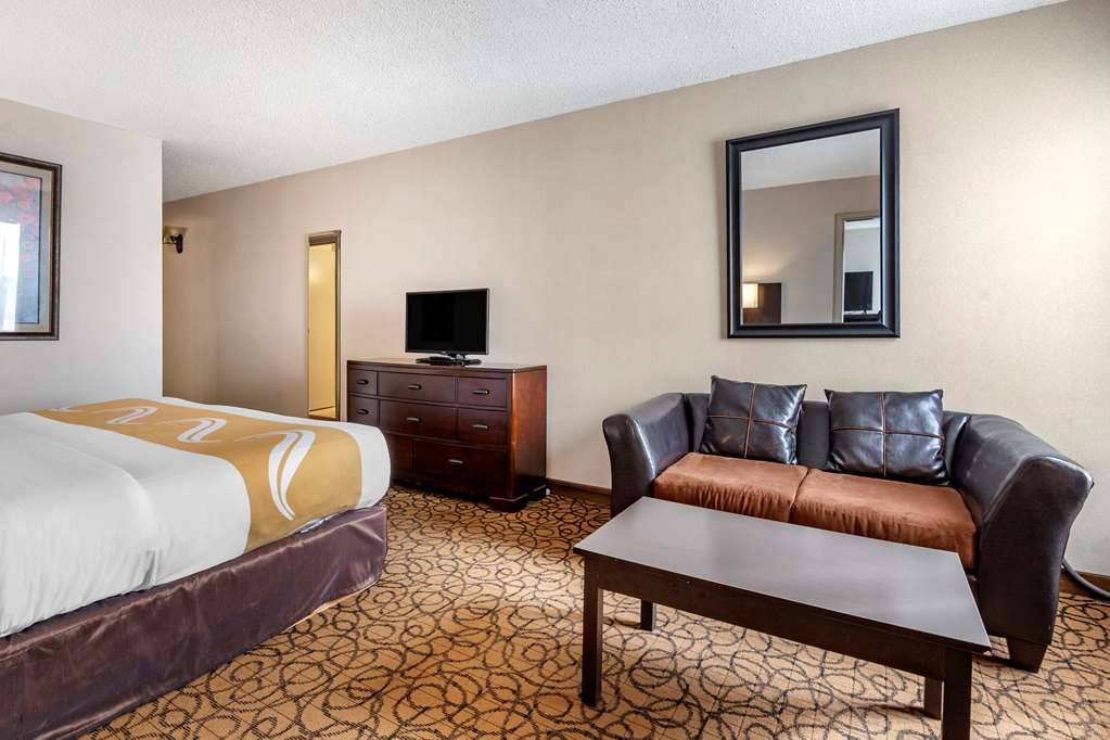 quality inn and suites escanaba north