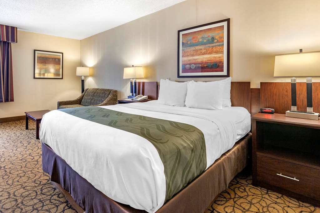 quality inn and suites escanaba north