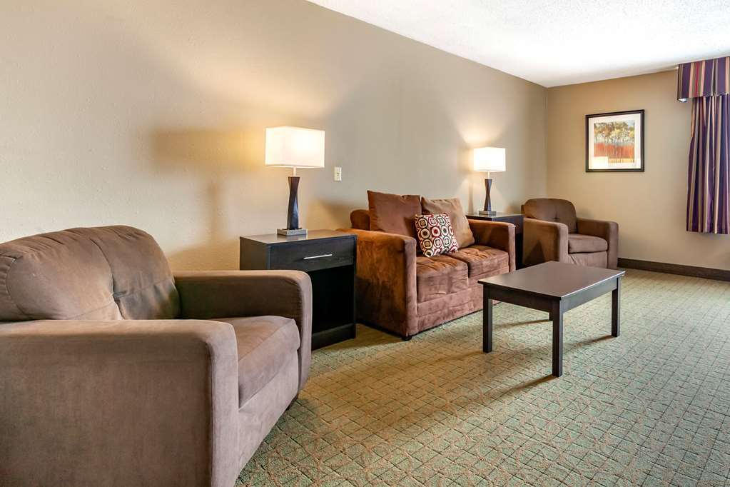 quality inn and suites escanaba north