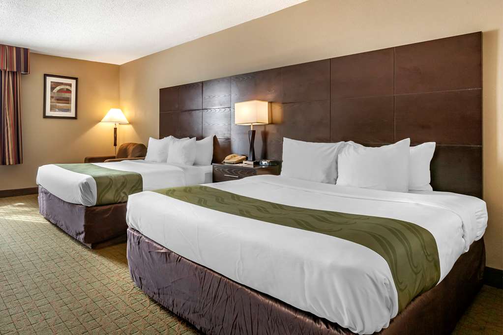 quality inn and suites escanaba north