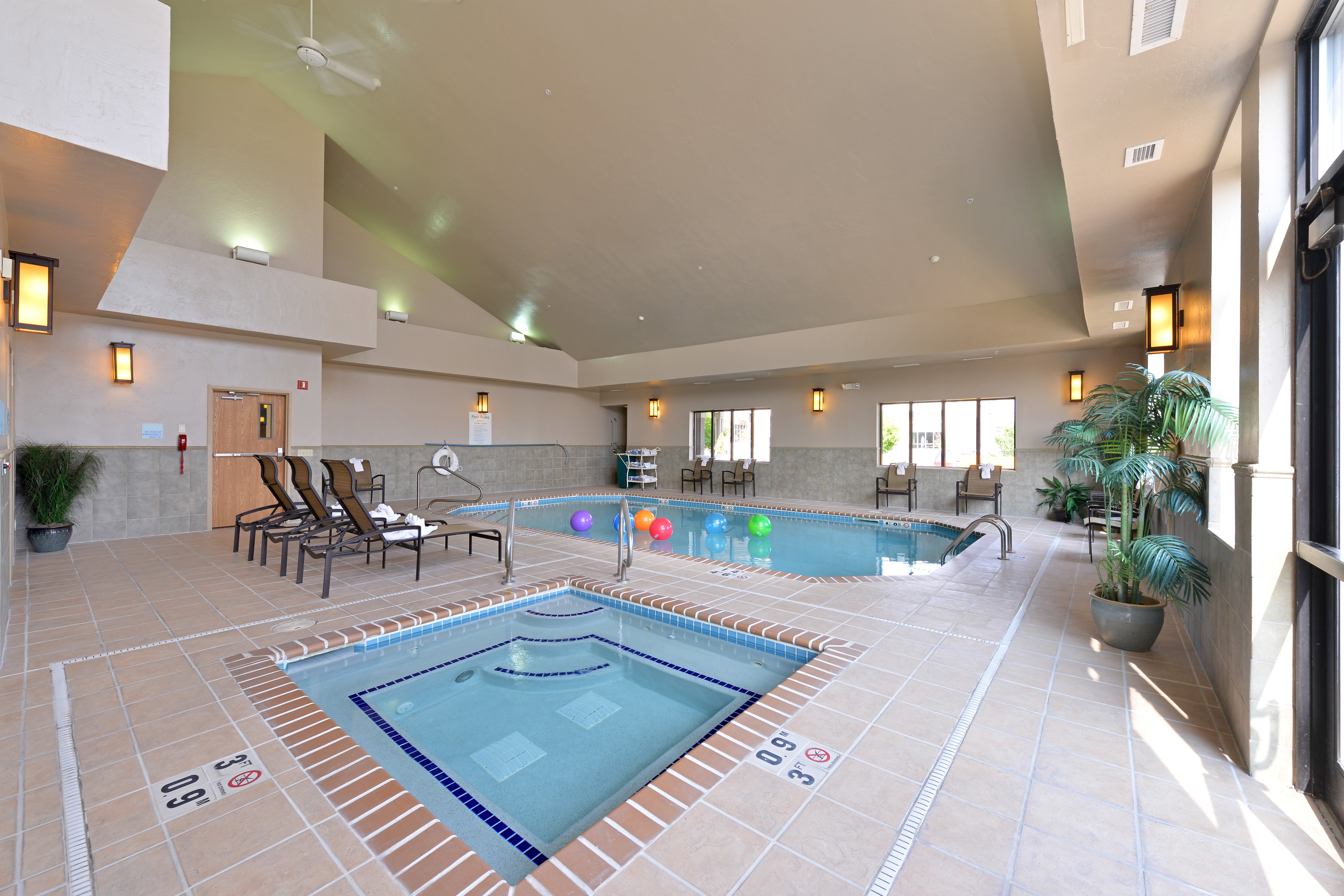 holiday inn express and suites gillette by ihg