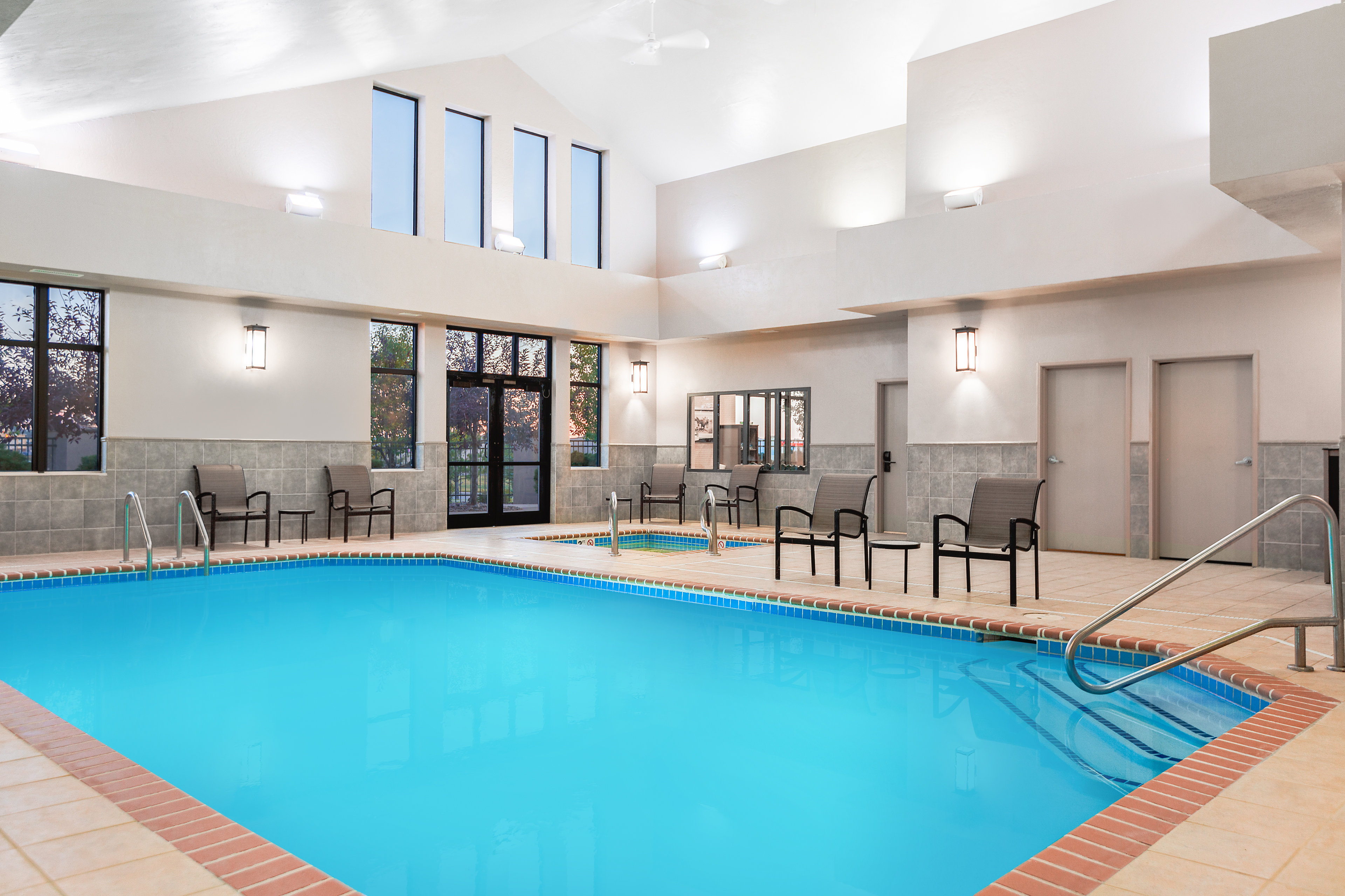 holiday inn express and suites gillette by ihg