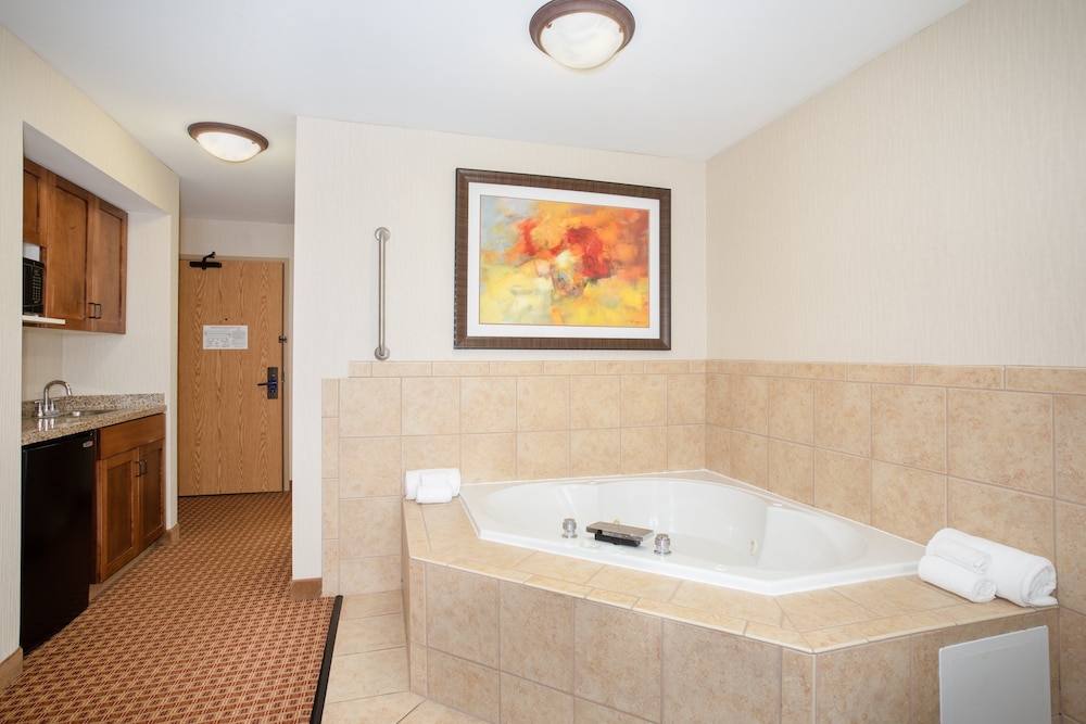 holiday inn express and suites gillette by ihg