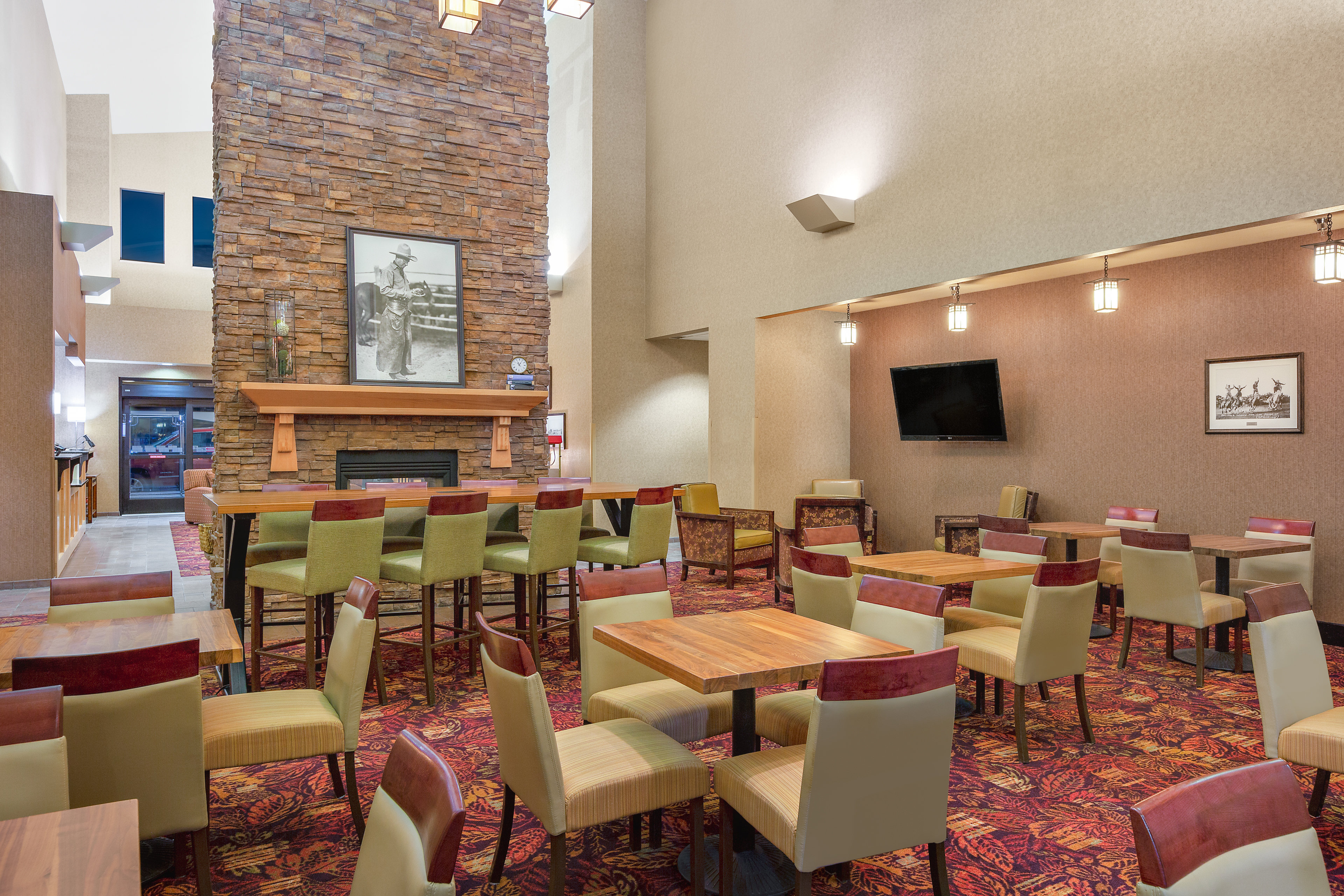 holiday inn express and suites gillette by ihg