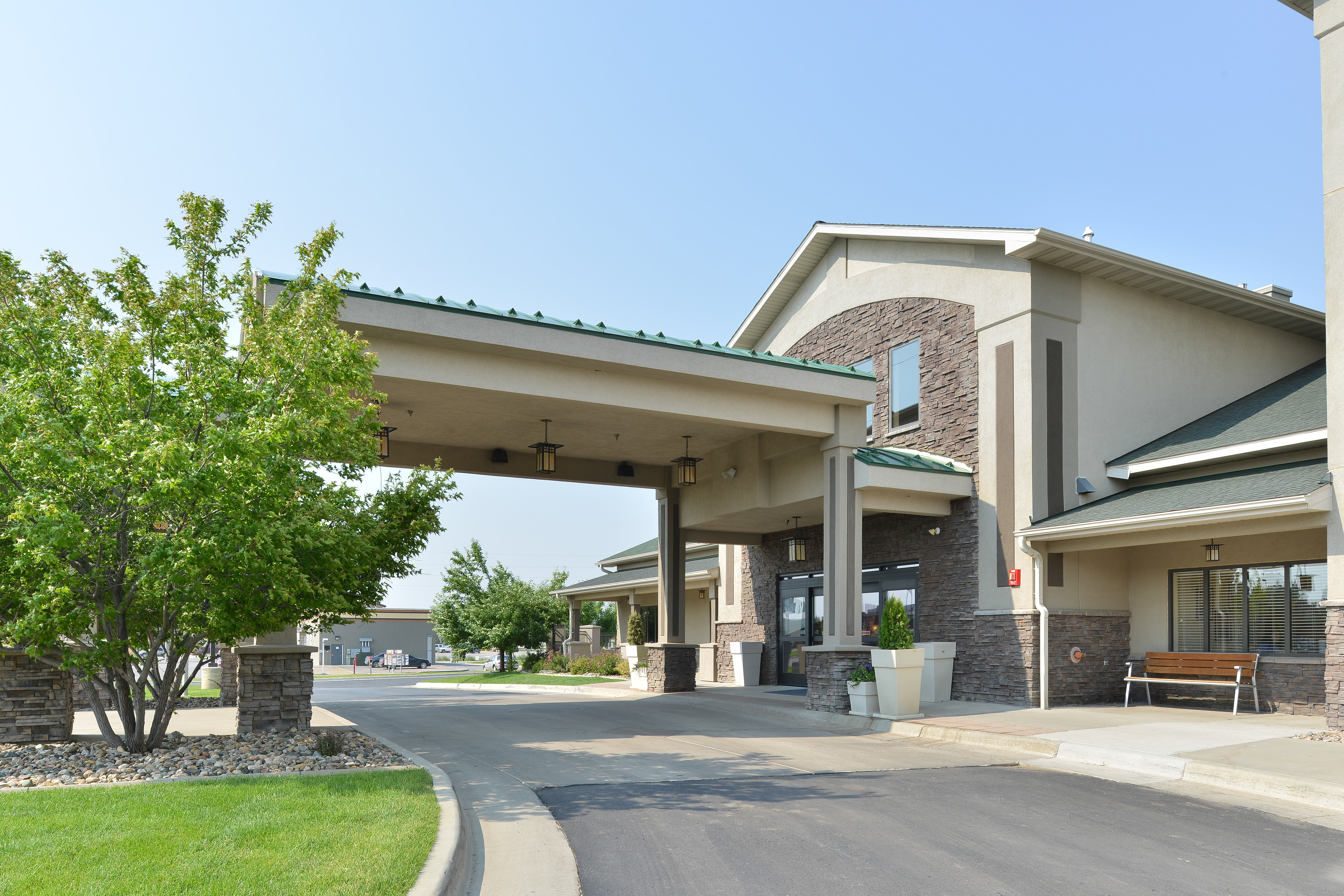 holiday inn express and suites gillette by ihg