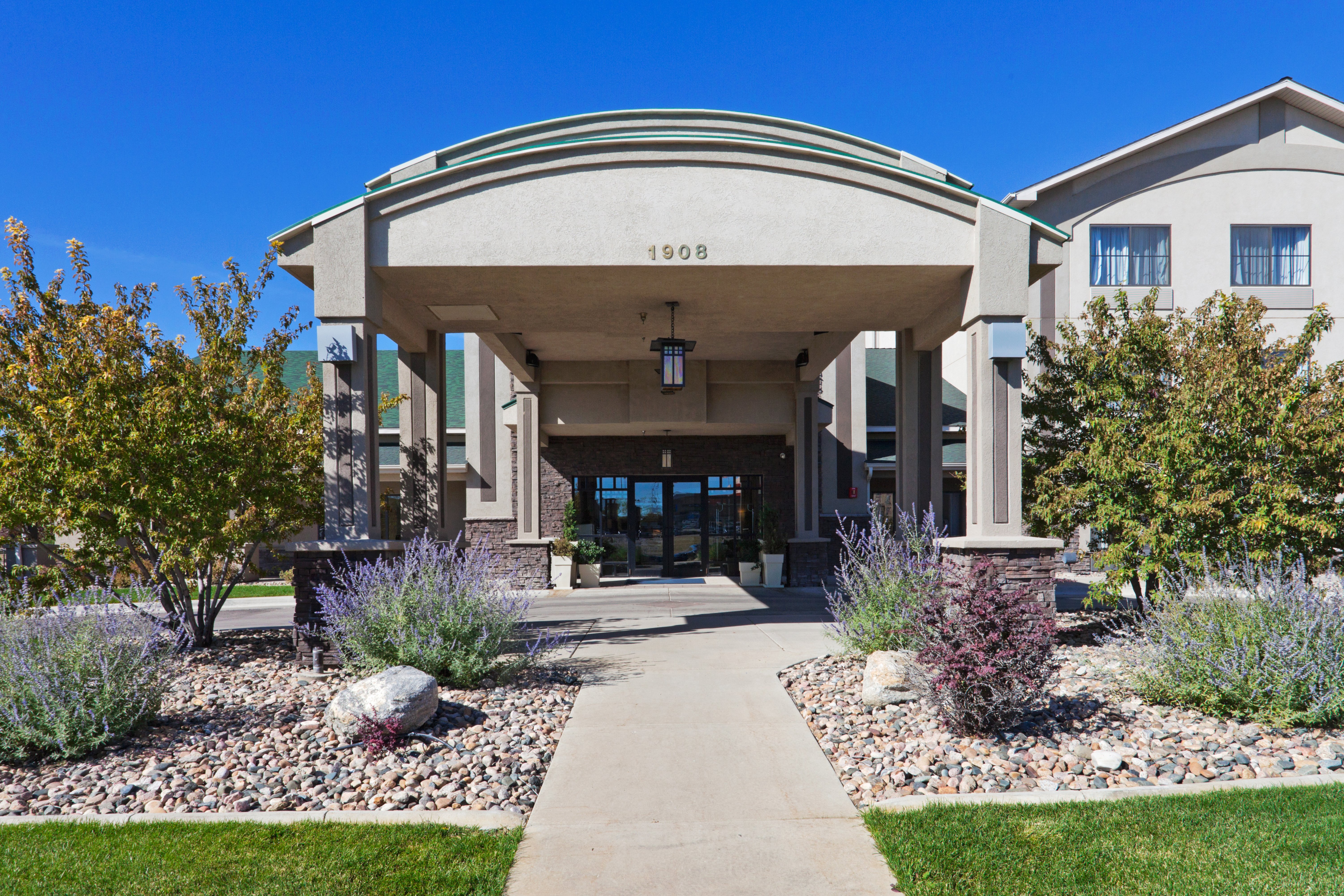holiday inn express and suites gillette by ihg