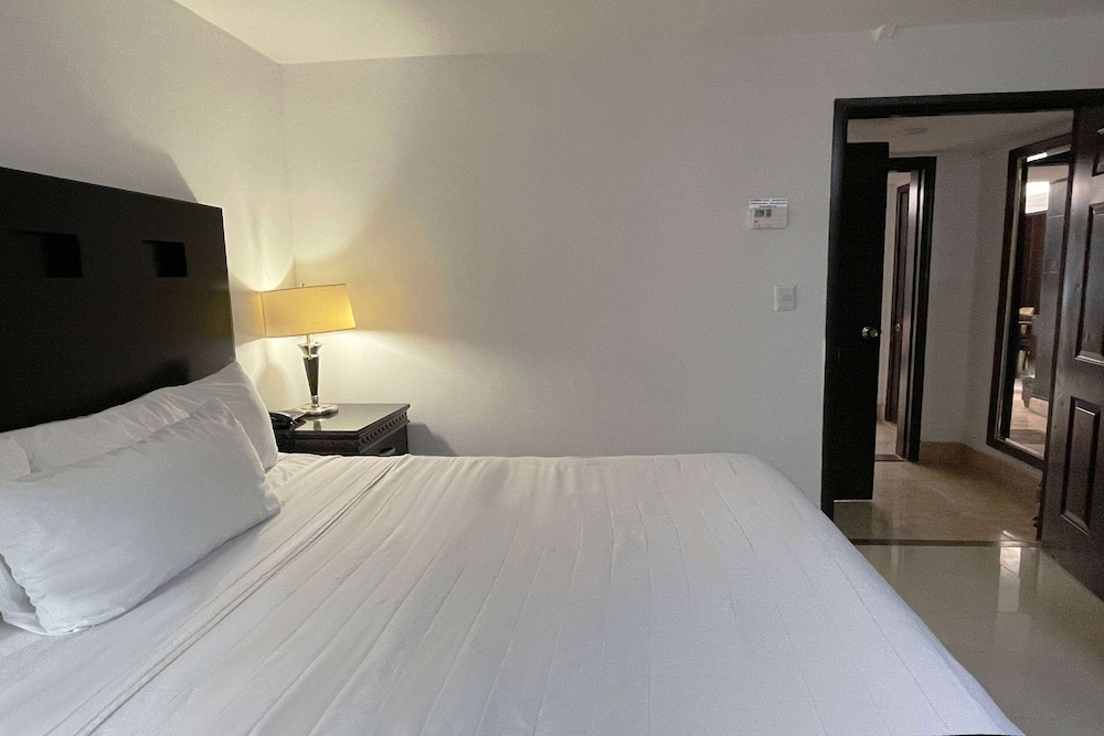 wyndham garden los mochis plaza inn