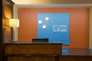 holiday inn express and suites wauseon by ihg