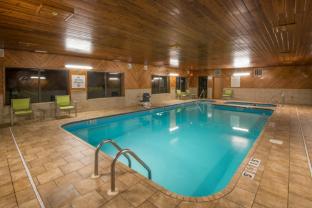 holiday inn express and suites wauseon by ihg