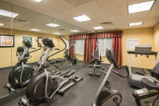 holiday inn express and suites wauseon by ihg