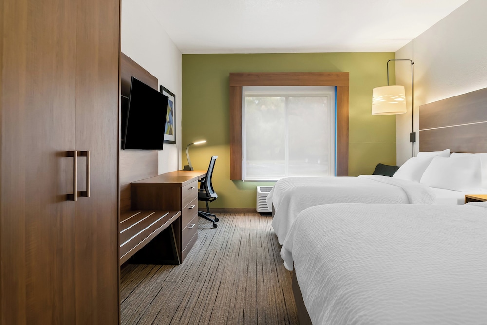 holiday inn express and suites marion by ihg