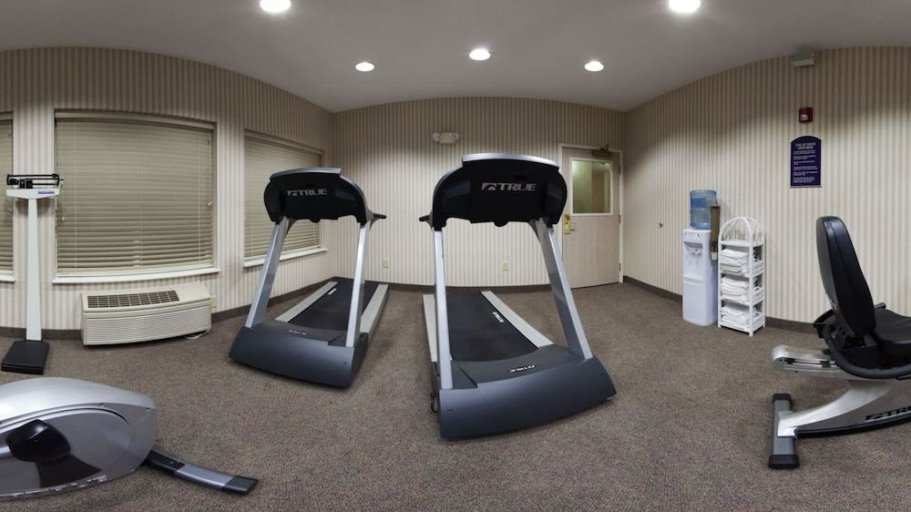 holiday inn express and suites marion by ihg