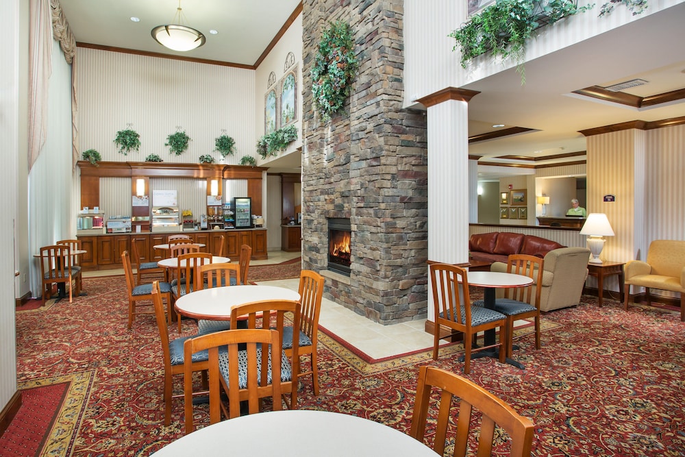 holiday inn express and suites marion by ihg