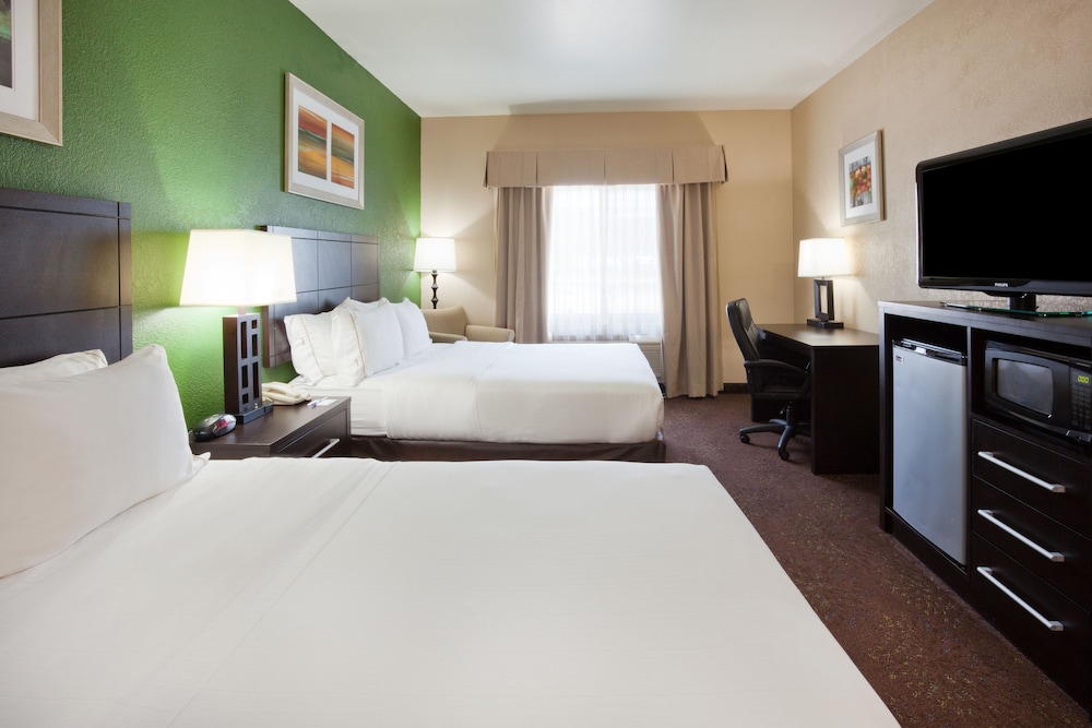 holiday inn express and suites aberdeen by ihg