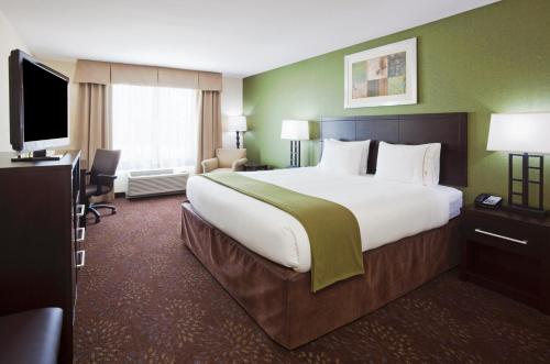 holiday inn express and suites aberdeen by ihg
