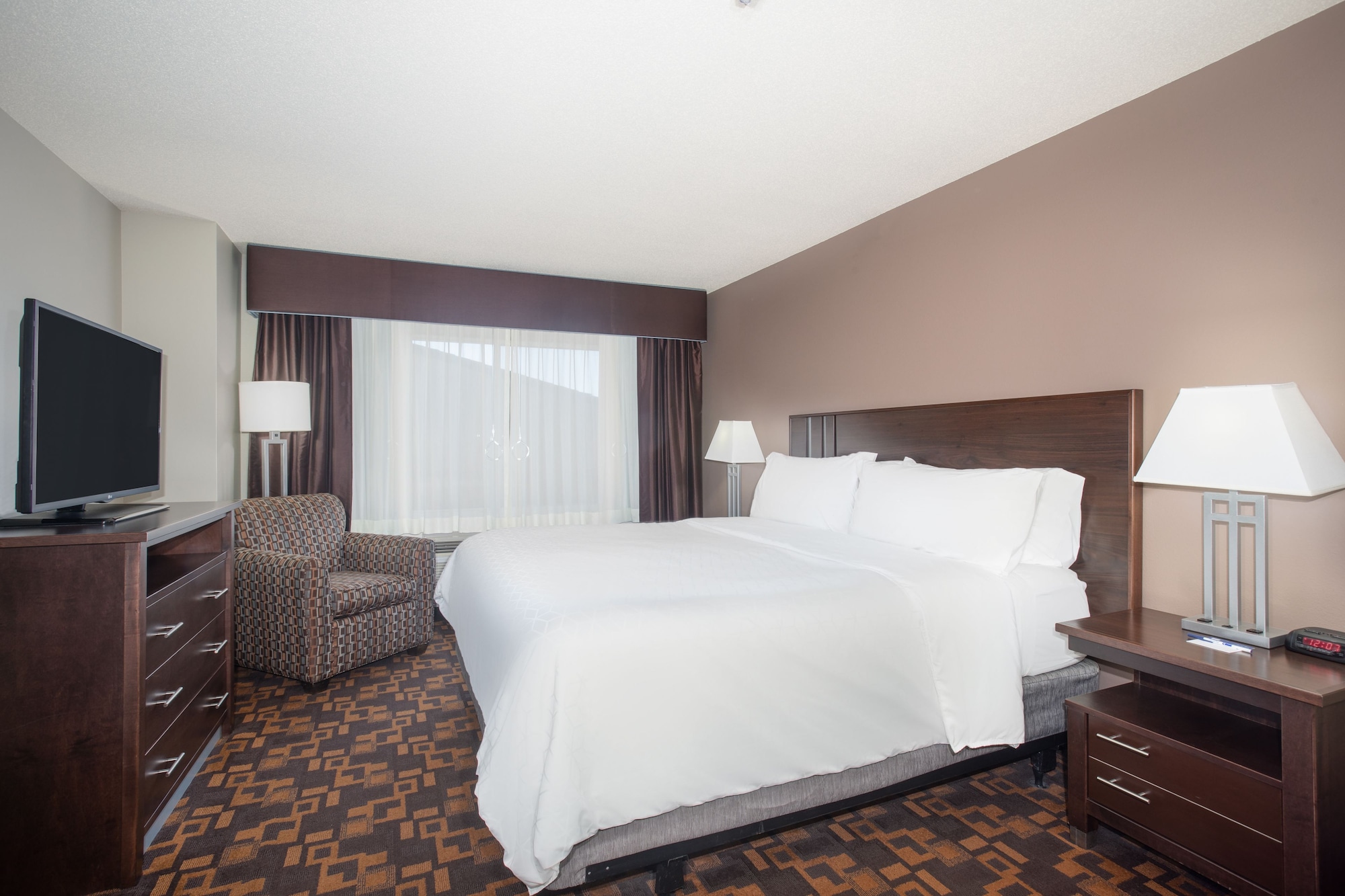holiday inn express and suites yankton by ihg