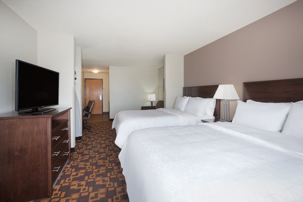 holiday inn express and suites yankton by ihg