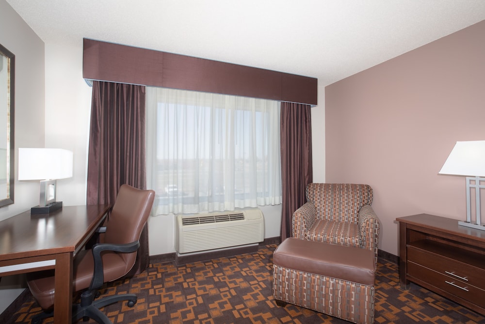 holiday inn express and suites yankton by ihg
