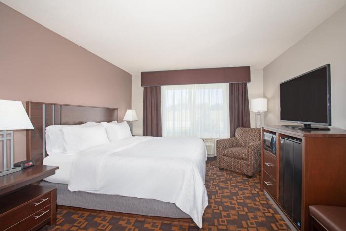 holiday inn express and suites yankton by ihg