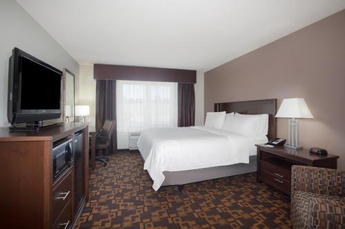 holiday inn express and suites yankton by ihg