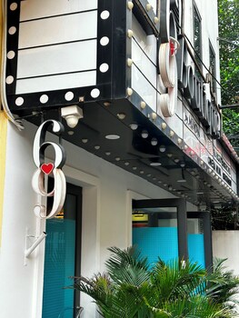 69 boutique hotel