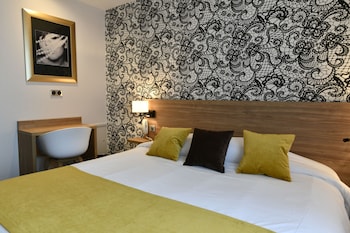 in situ hotel