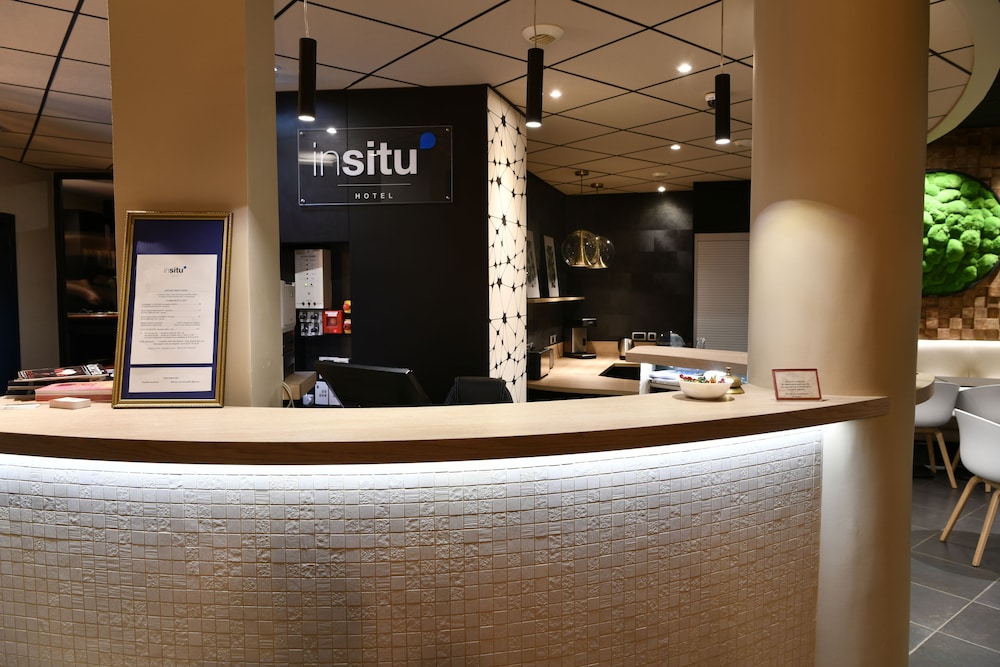 in situ hotel