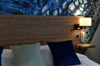 in situ hotel