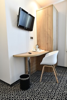 in situ hotel