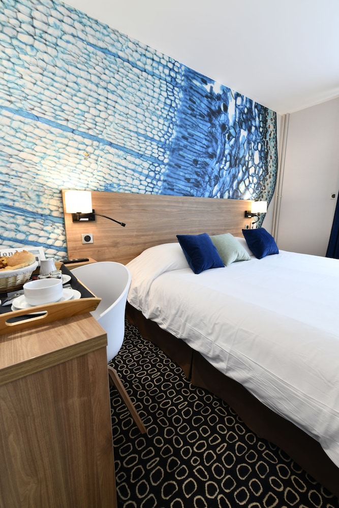 in situ hotel