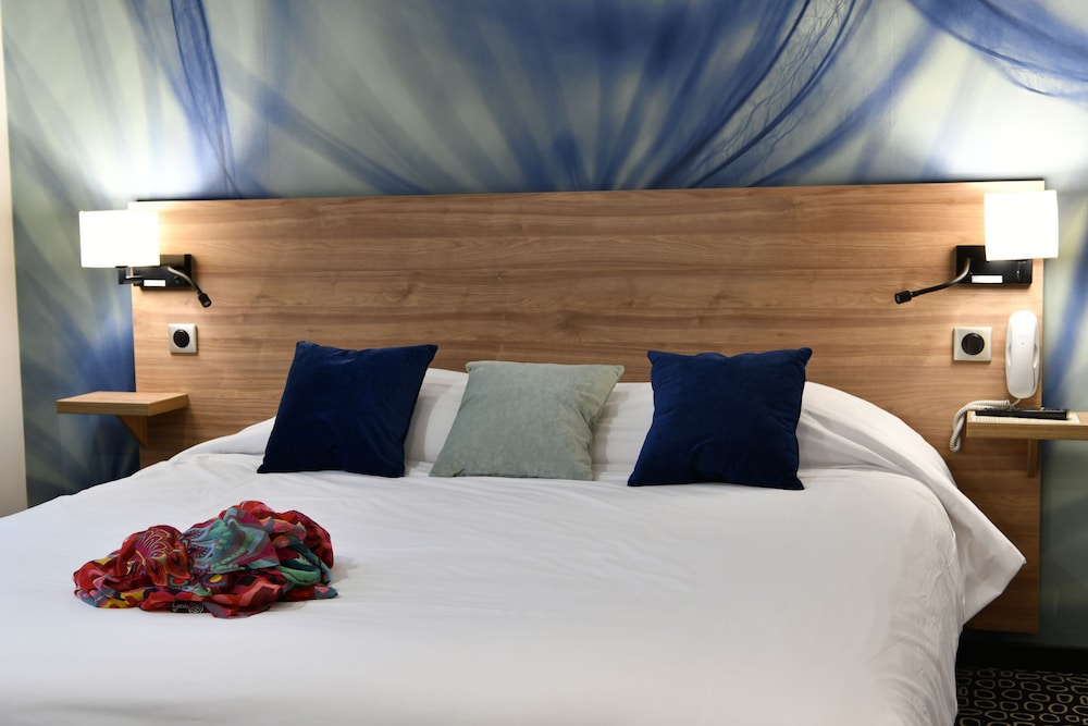 in situ hotel