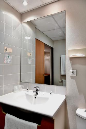 in situ hotel
