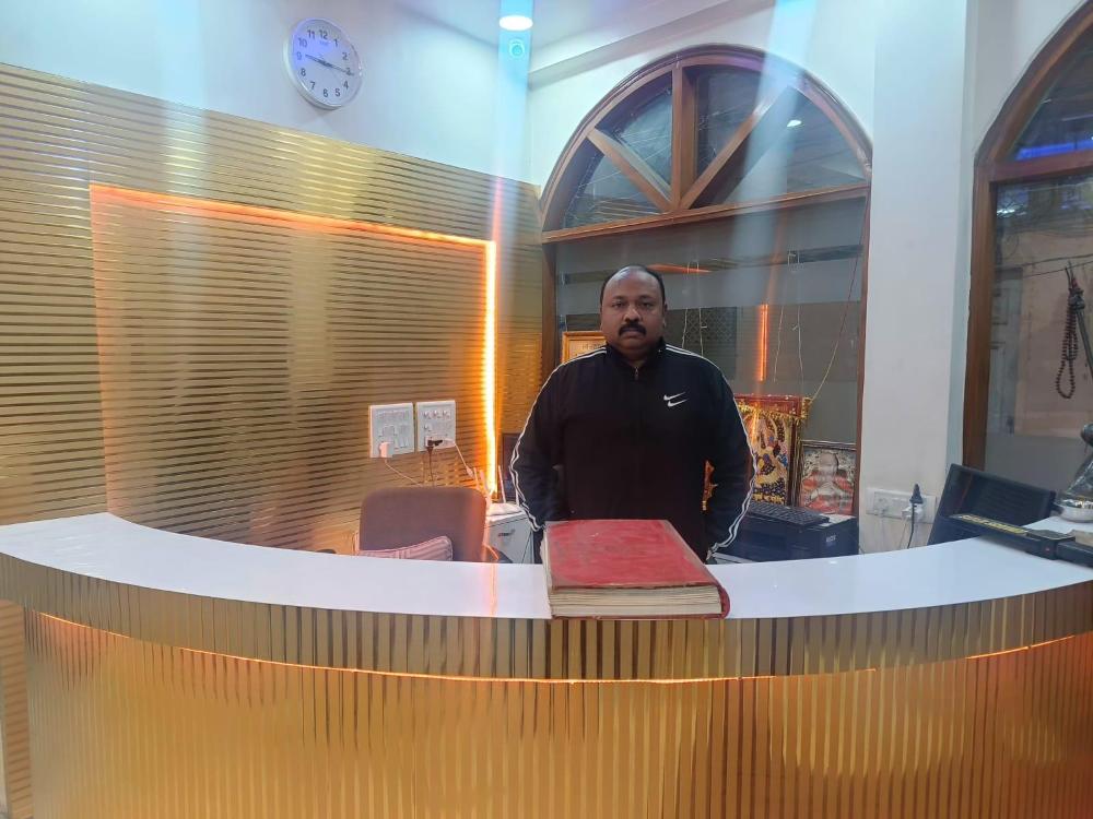 hotel shivlok palace delux