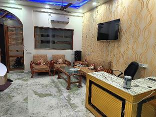 hotel shivlok palace delux