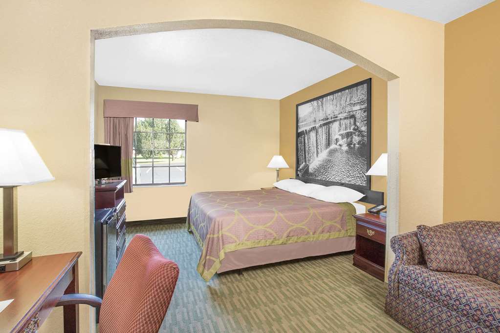 super 8 by wyndham nixa springfield area