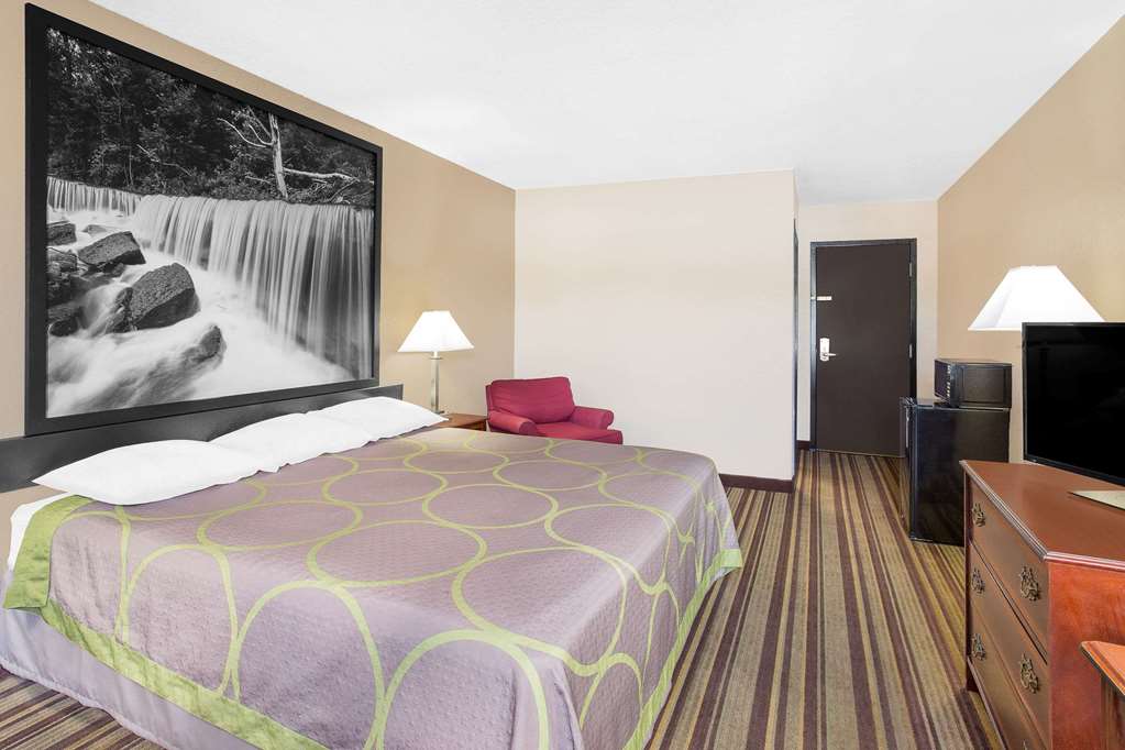 super 8 by wyndham nixa springfield area