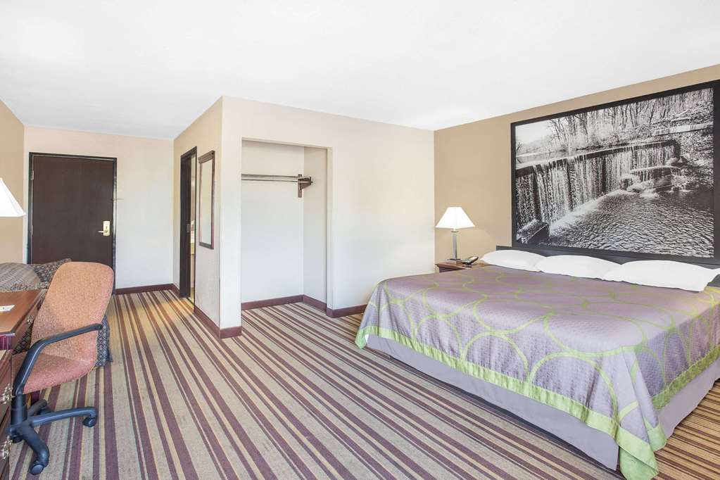 super 8 by wyndham nixa springfield area