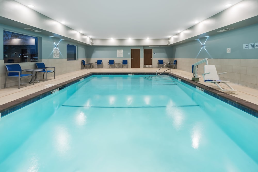 holiday inn express and suites west plains southwest by ihg