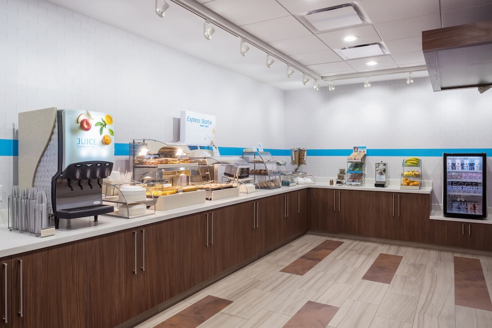 holiday inn express and suites west plains southwest by ihg