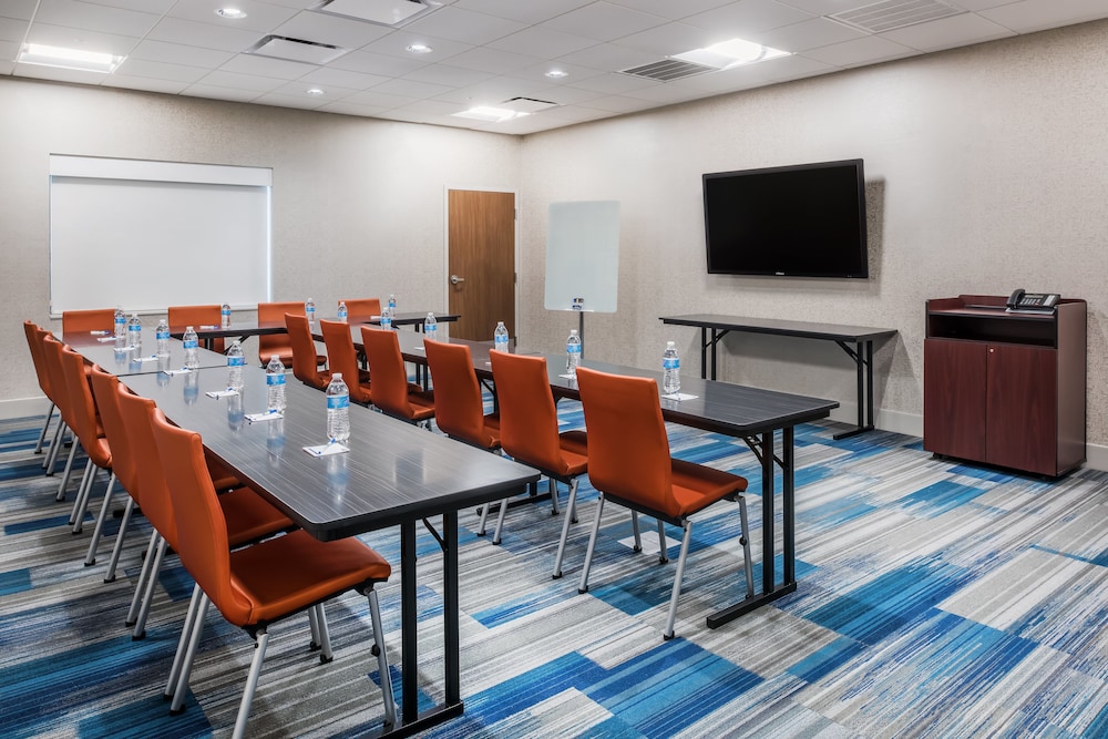 holiday inn express and suites west plains southwest by ihg