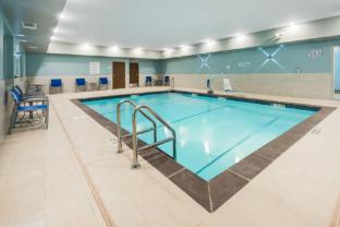 holiday inn express and suites west plains southwest by ihg