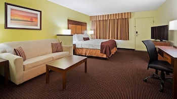 white pines inn and suites