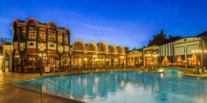 pyramids resort by jaz