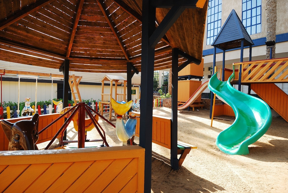 pyramids resort by jaz