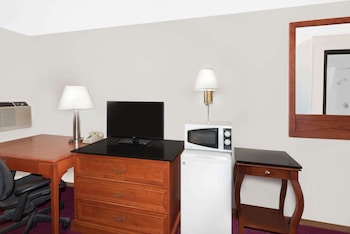 super 8 by wyndham algona