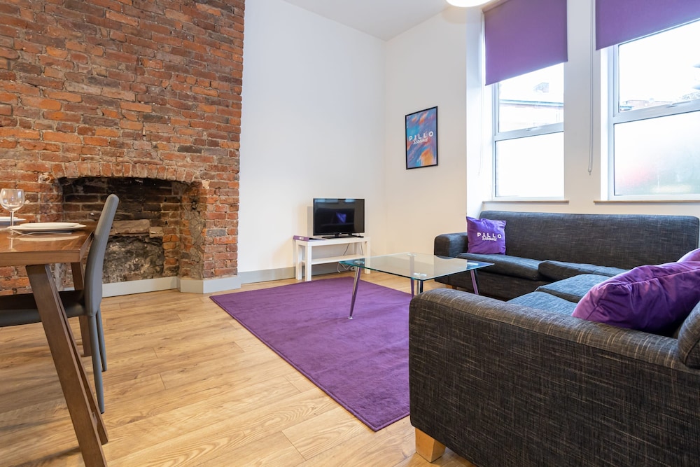 modern studio close to manchester city centre deansgate
