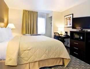 quality inn and suites decorah