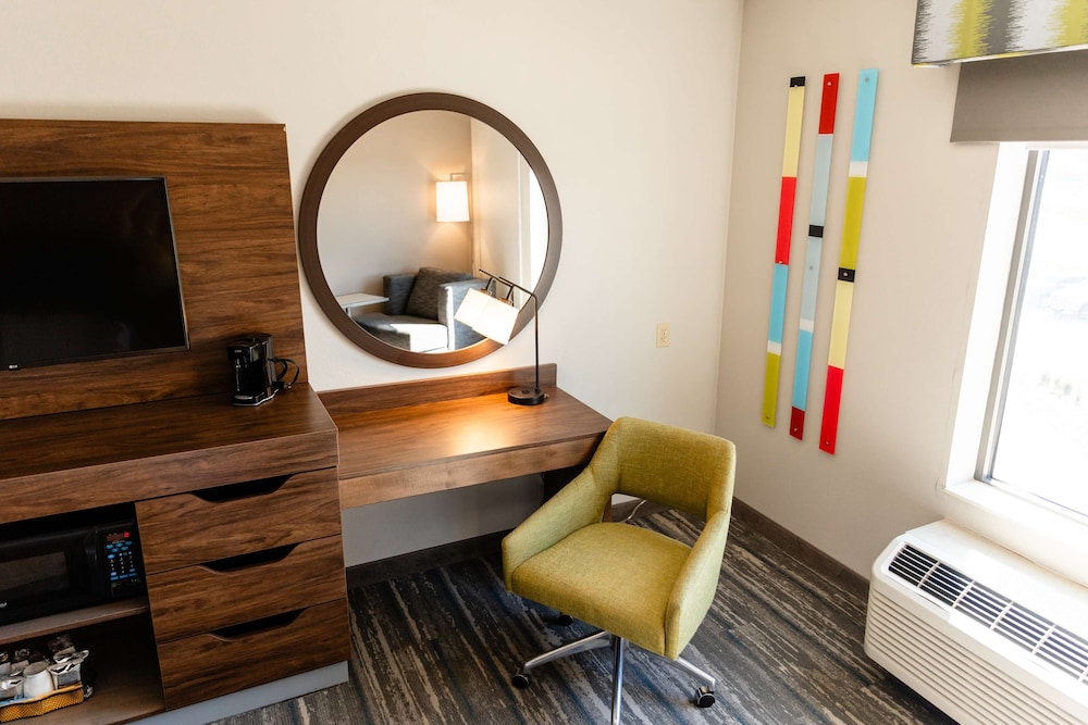 hampton inn and suites scottsbluff conference center